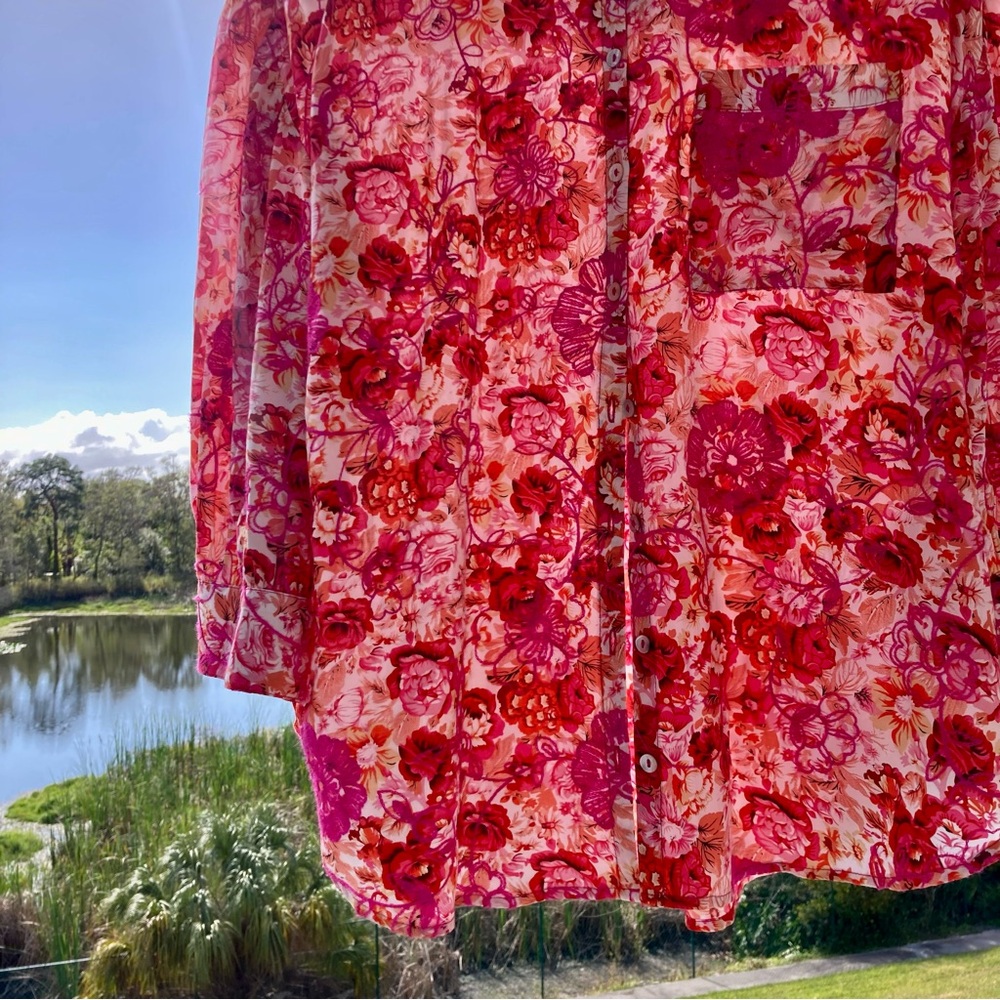 Tru Luxe Jeans Floral Embroidered Button-Down Blouse Size XL NWT - Picture 6 of 16